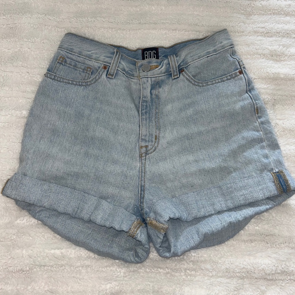 BDG (Urban Outfitters) Mom High-Rise Light-Wash Shorts